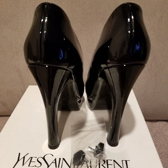 Yves Saint Laurent Palais 105 Open Toe Pumps in Black patent leather, IT 40